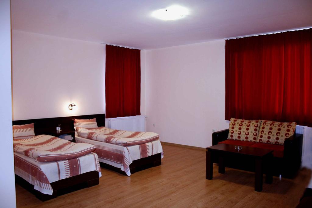 Armira Family Hotel Ivaylovgrad Room photo