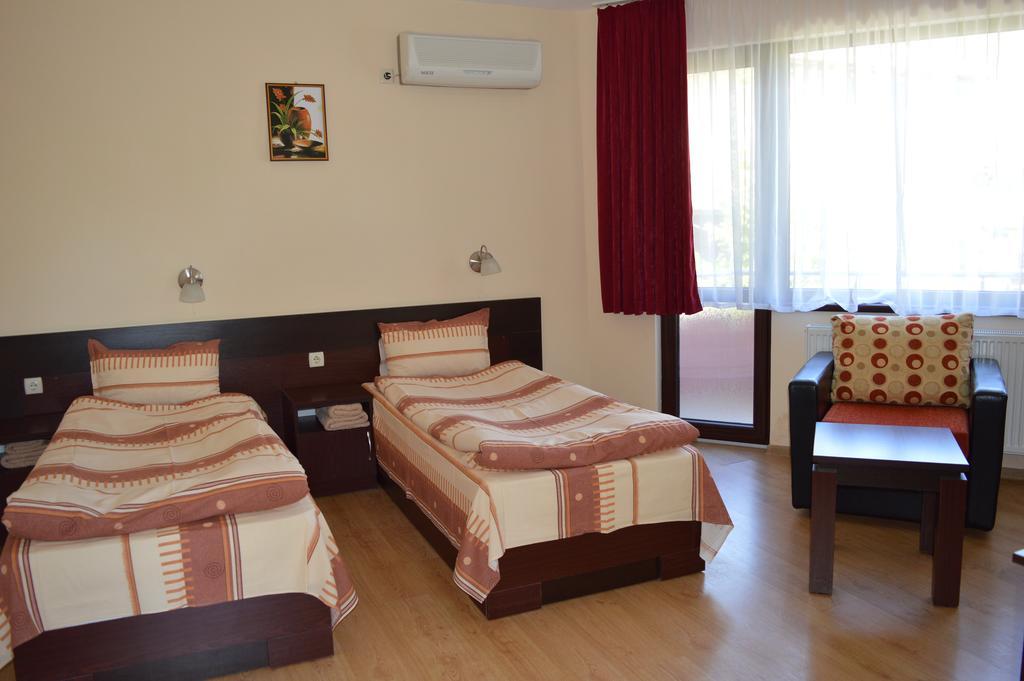 Armira Family Hotel Ivaylovgrad Exterior photo